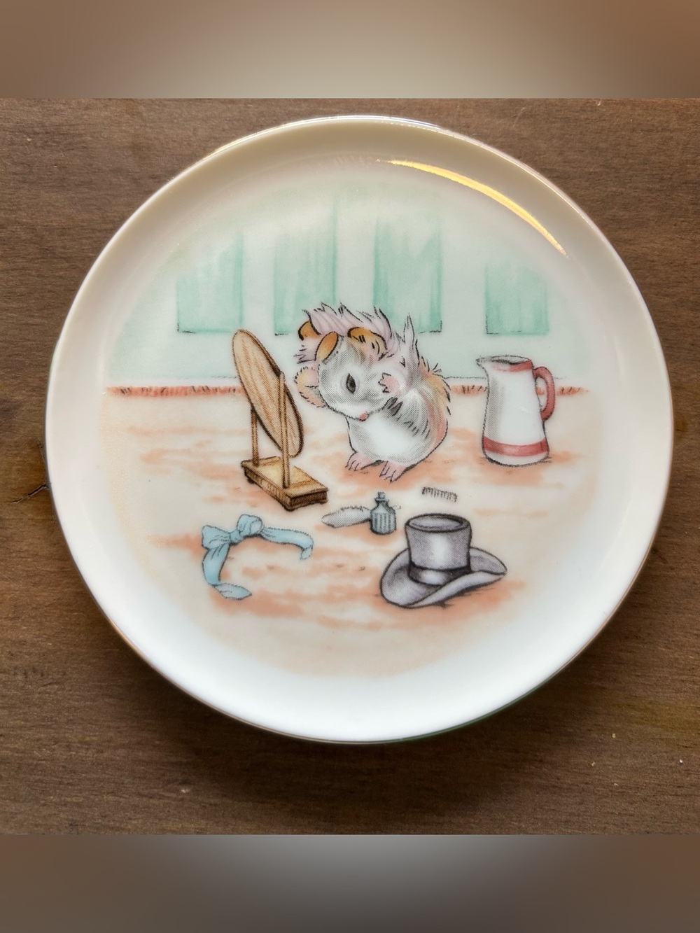 NEW ENGLAND COLLECTORS SOCIETY 4” First Beatrix Potter Amiable Guinea Pig Plate